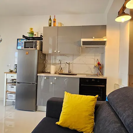 Dalmatino-lion Komarna