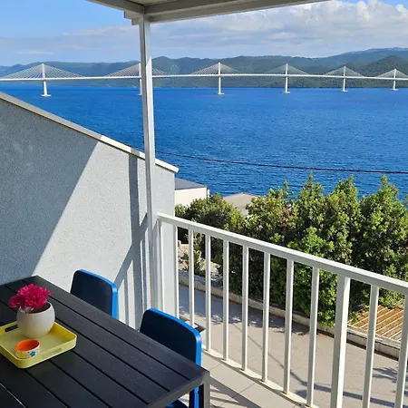 Dalmatino-lion Apartamento Komarna