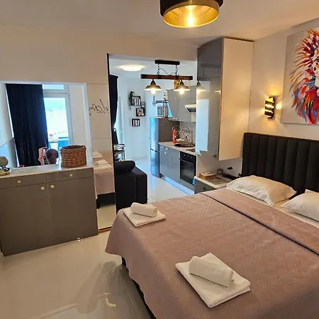 Dalmatino-lion Apartament Komarna