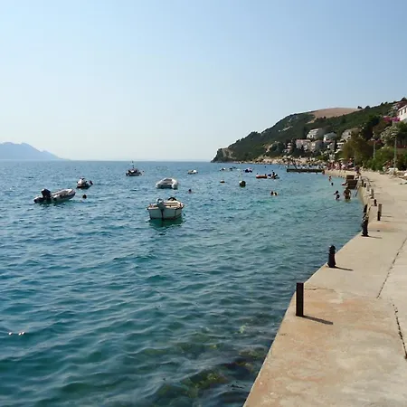 Dalmatino-lion Apartament Komarna