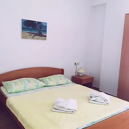 Dalmatino-lion * Komarna