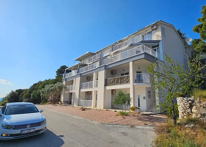 شقة Dalmatino-lion كومارنا