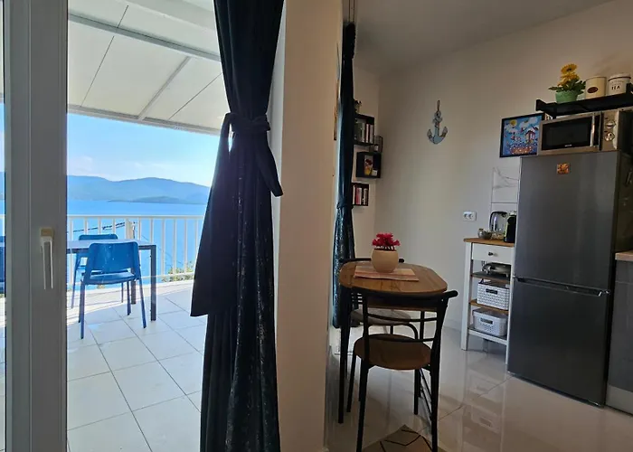 شقة Dalmatino-lion كومارنا