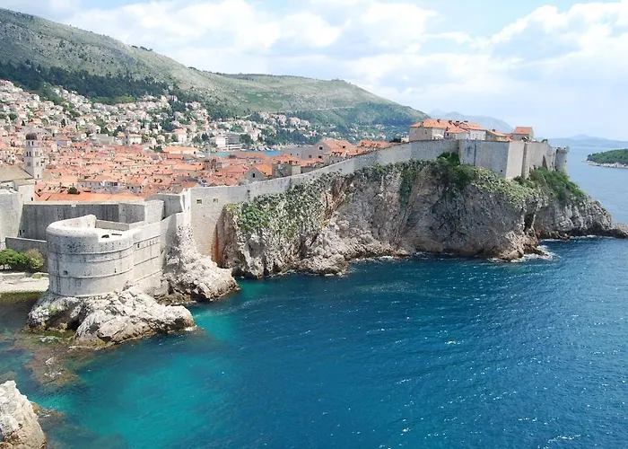 شقة Dalmatino-lion كومارنا