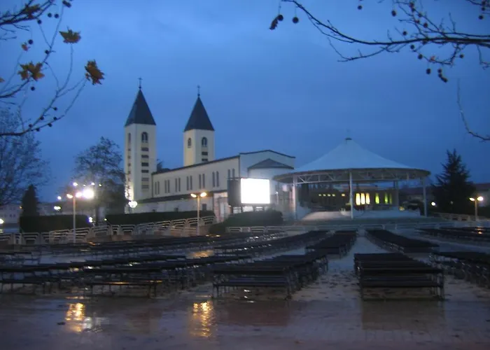 Dalmatino-lion كومارنا