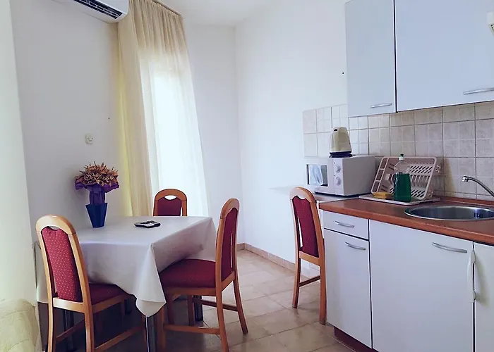 Dalmatino-lion شقة *