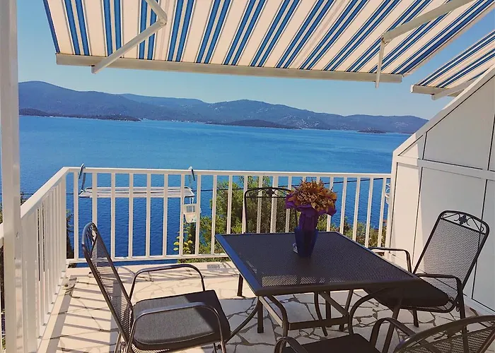 شقة Dalmatino-lion كومارنا