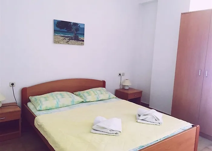 Dalmatino-lion * كومارنا